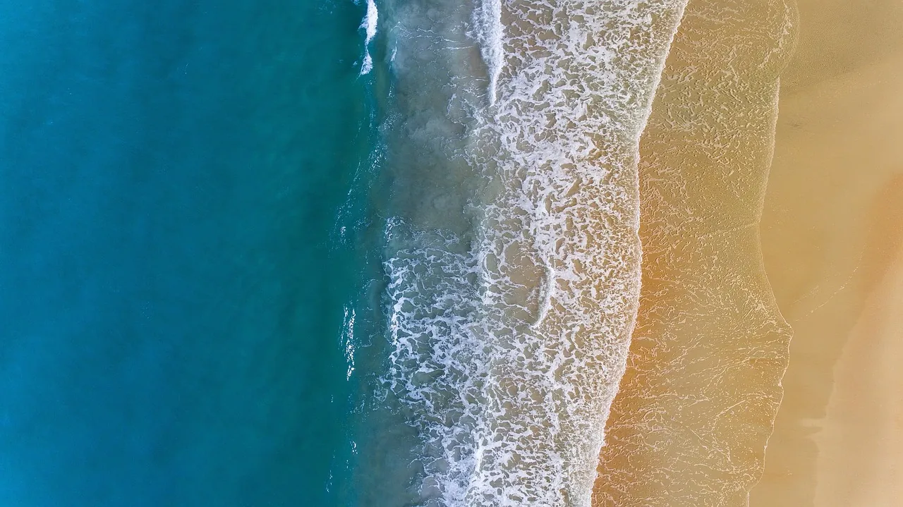 Gold Coast ocean waves